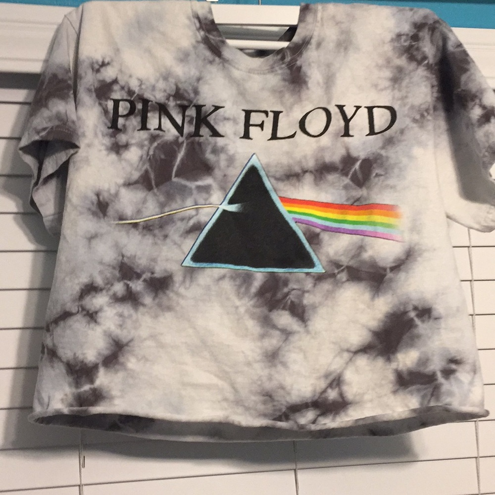 A cropped Pink Floyd shirt. In good condition.